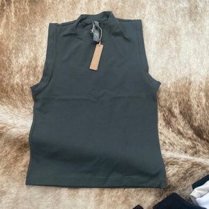 NWT skims cotton jersey muscle tank